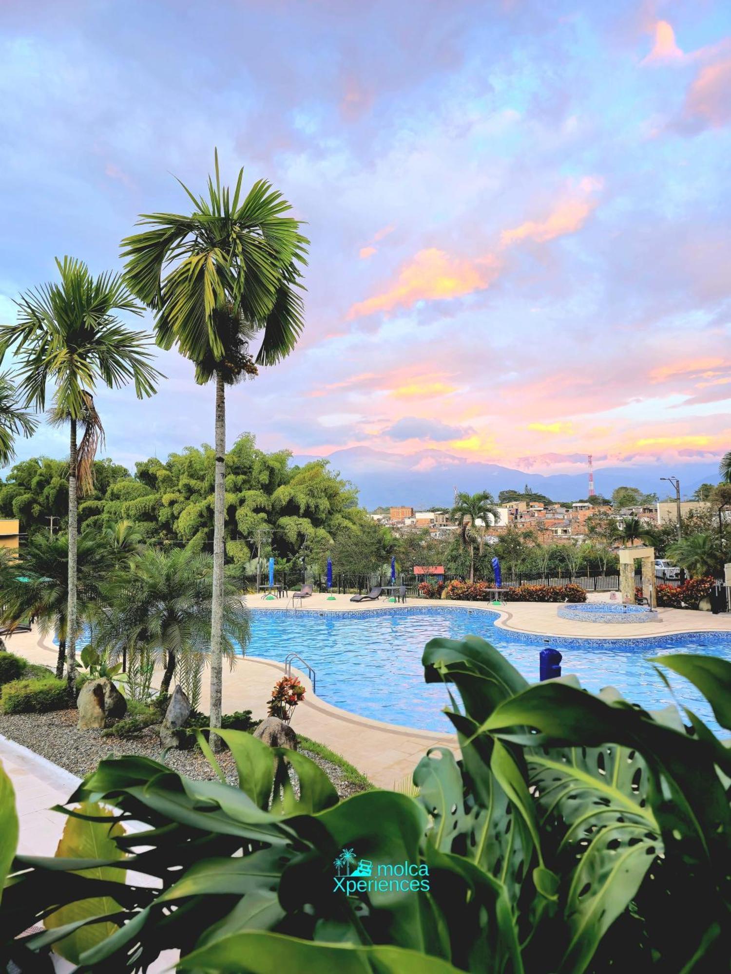 Apartamento Privado Vacacional A 5M Del Aeropuerto, 20 Minutos Del Parque Del Cafe Y Centro De Armenia Con 4 Piscinas, 3 Jacuzzi, Sauna By Molca Xperiences 3H المظهر الخارجي الصورة