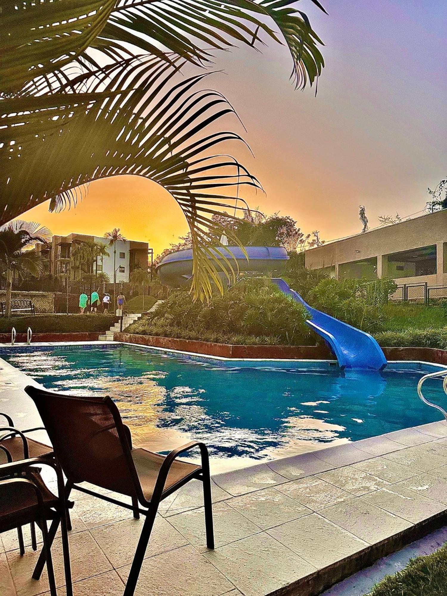 Apartamento Privado Vacacional A 5M Del Aeropuerto, 20 Minutos Del Parque Del Cafe Y Centro De Armenia Con 4 Piscinas, 3 Jacuzzi, Sauna By Molca Xperiences 3H المظهر الخارجي الصورة